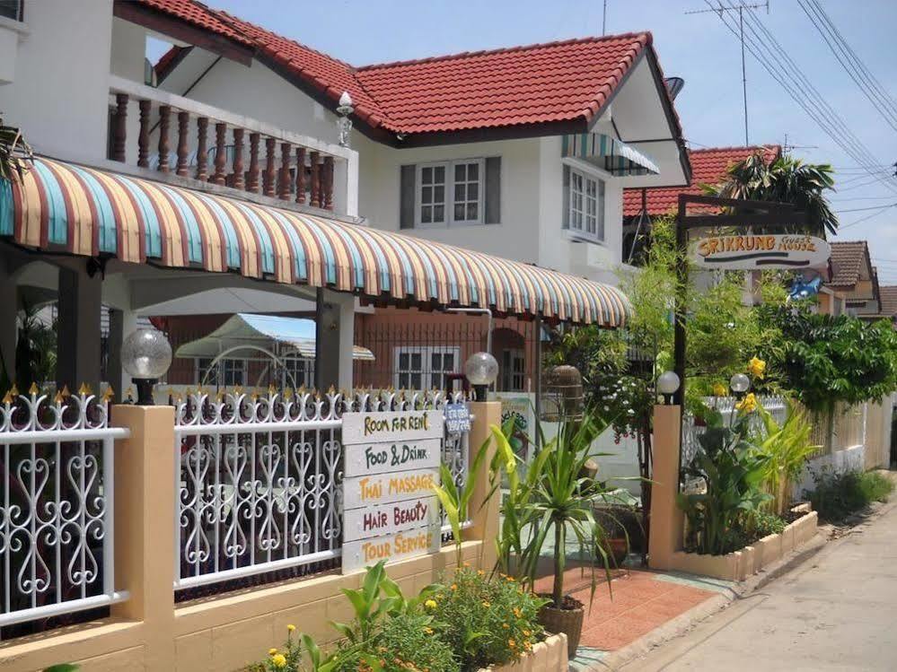 Sri Krung Guest House فرا ناخون سي أيوتثايا المظهر الخارجي الصورة